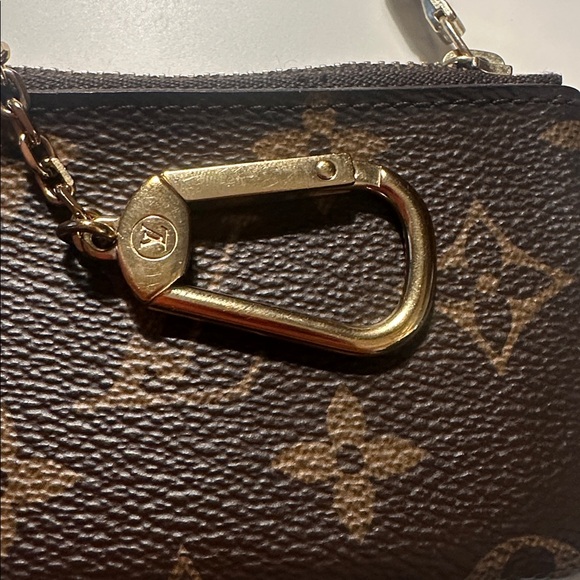 Authentic Louis Vuitton Monogram Key Pouch - Picture 5 of 5